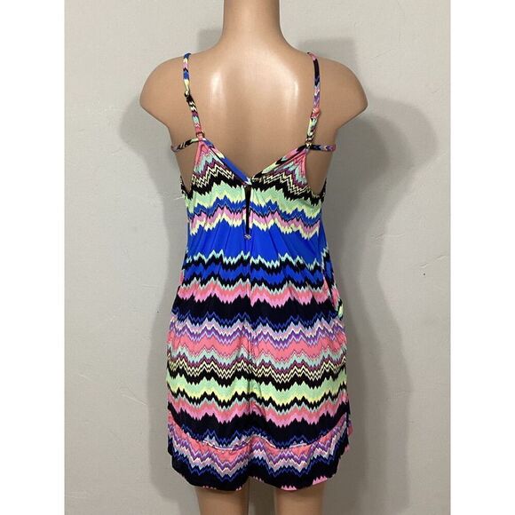 New. PILYQ chevron dress/coverup. Normally $154. M/L￼ - Picture 14 of 16